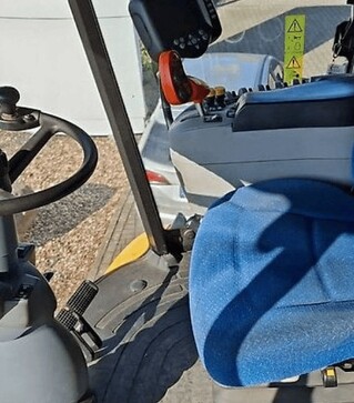 Зерноуборочный комбайн New Holland CR 9070, 2008 г.в, 4017 м/ч, б/у