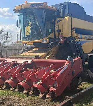 Зернозбиральний комбайн New Holland CSX7080, 2011 р.в, 4573 м/год, б/в