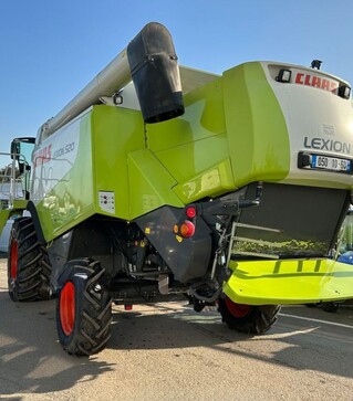 Зернозбиральний комбайн Claas Lexion 520, 2006 р.в, 2860 м/год, б/в