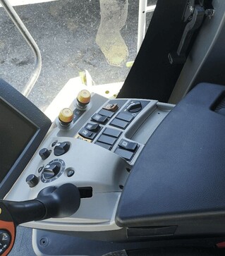 Зернозбиральний комбайн Claas Lexion 670, 5000 м/год, б/в