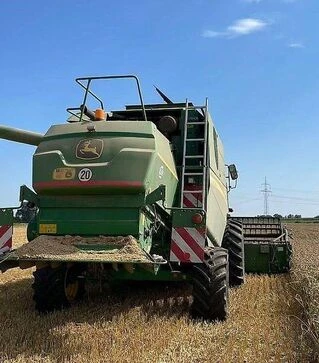 Зерноуборочный комбайн John Deere W440, 2014 г.в, 484 м/ч, б/у