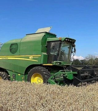 Зерноуборочный комбайн John Deere W440, 2014 г.в, 484 м/ч, б/у