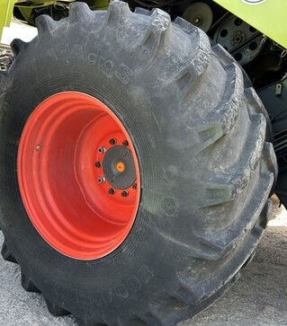 Зернозбиральний комбайн Claas Lexion 460 Redline, 2001 р.в, 4043 м/год, б/в