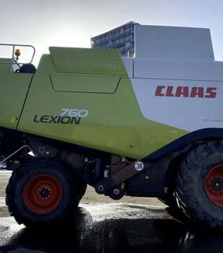 Зернозбиральний комбайн Claas Lexion 760, 2013 р.в, 2593 м/год, б/в