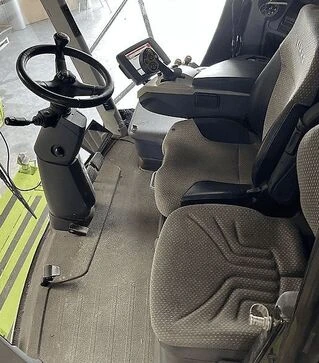 Зернозбиральний комбайн Claas Lexion 740, 2010 р.в, 2920 м/год, б/в