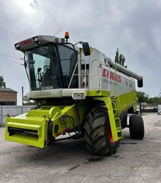 Зерноуборочный комбайн Claas Lexion 480, 2002 г.в, 5500 м/ч, б/у