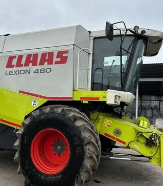 Зерноуборочный комбайн Claas Lexion 480, 2002 г.в, 5500 м/ч, б/у