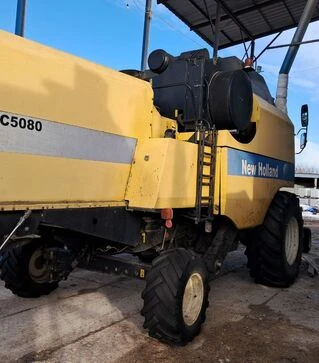 Зерноуборочный комбайн New Holland TC 5080, 2008 г.в, 5000 м/ч, б/у