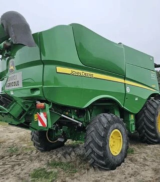 Зернозбиральний комбайн John Deere S680i, 2013 р.в, 3000 м/год, б/в