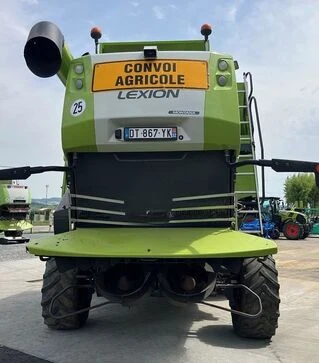 Зернозбиральний комбайн Claas Lexion 670 Montana, 2015 р.в, 4400 м/год, б/в