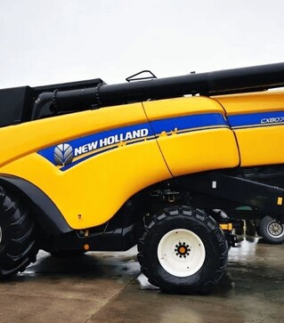 Зерноуборочный комбайн New Holland CX 8070, 2014 г.в, 2333 м/ч, б/у