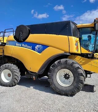 Зернозбиральний комбайн New Holland CX 8090, 2013 р.в, 2692 м/год, б/в