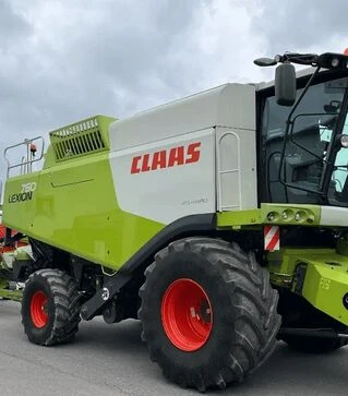 Зернозбиральний комбайн Claas Lexion 750, 2011 р.в, 4872 м/год, б/в