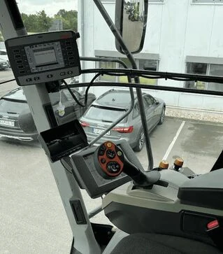 Зернозбиральний комбайн Claas Lexion 750, 2011 р.в, 4872 м/год, б/в