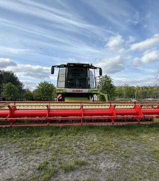 Зерноуборочный комбайн Claas Lexion 580 TT, 2010 г.в, 4356 м/ч, б/у