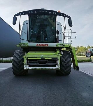 Зернозбиральний комбайн Claas Lexion 670, 2014 р.в, 3657 м/год, б/в