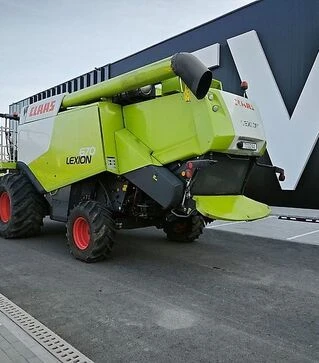 Зернозбиральний комбайн Claas Lexion 670, 2014 р.в, 3657 м/год, б/в