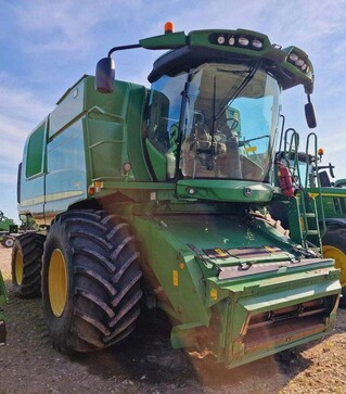 Зерноуборочный комбайн John Deere T660, 2013 г.в, 2215 м/ч, б/у