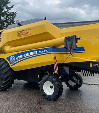 Зерноуборочный комбайн New Holland TC5070, 2014 г.в, 1756 м/ч, б/у