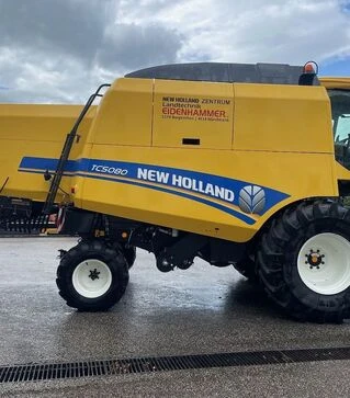 Зерноуборочный комбайн New Holland TC5070, 2014 г.в, 1756 м/ч, б/у