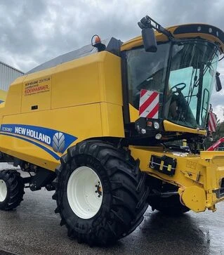 Зерноуборочный комбайн New Holland TC5070, 2014 г.в, 1756 м/ч, б/у