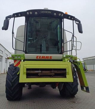 Зернозбиральний комбайн Claas Lexion 650, 2015 р.в, 4874 м/год, б/в