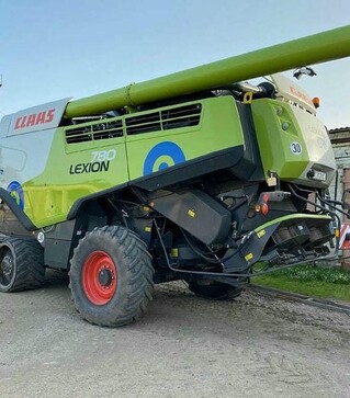 Зернозбиральний комбайн Claas Lexion 780TT, 2015 р.в, 3802 м/год, б/в
