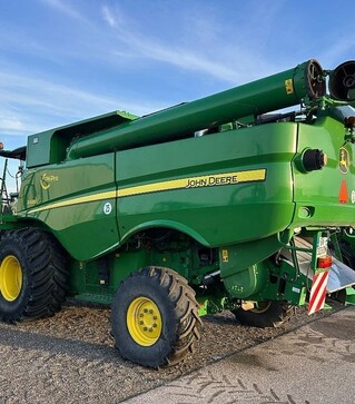 Зернозбиральний комбайн John Deere S680i, 2012 р.в, 1900 м/год, б/в