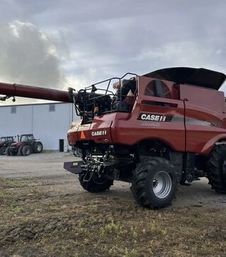 Зернозбиральний комбайн Case IH 7240, 2016 р.в, 2411 м/год, б/в