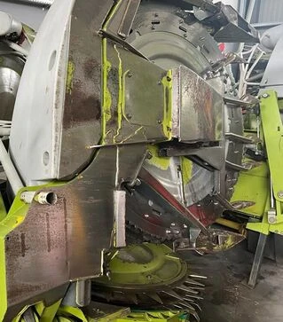 Кормоуборочный комбайн Claas Jaguar 870, 2007 г.в, 6330 м/ч + жатка ORBIS 600, б/у