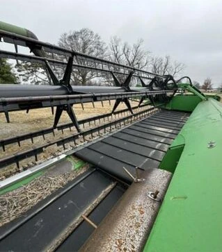 Жниварка зернова John Deere 635FD, 2012 р.в, повністю обслужена, б/в