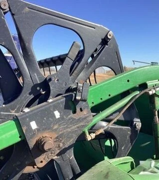Жатка зерновая John Deere 630F Hydra-Flex, 9,1 м, 2010 г.в, б/у