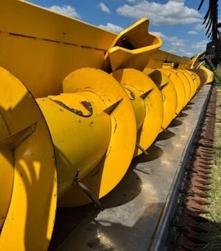 Жниварка зернова NEW HOLLAND 740CF SuperFlex, 2011 р.в, б/в