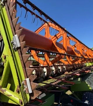 Жатка зерновая Claas Vario 900, 2011 г.в, с рапсовым оборудованием и транспортной тележкой, б/у