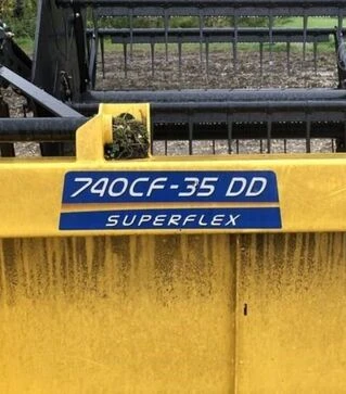 Жниварка зернова NEW HOLLAND 740CF, 2012 р.в, б/в