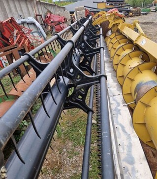 Жниварка зернова Claas Maxflex 1200, 2012 р.в, б/в