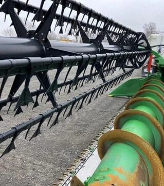 Жатка зерновая John Deerе 635F Hydra-Flex, 10,5 м, 2018 г.в, б/у