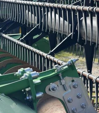 Жниварка зернова John Deere 735X, 2020 р.в. + транспортний візок, б/в