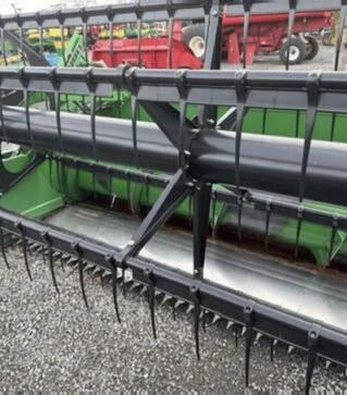 Жниварка зернова John Deere 925F, 2000 р., б/в