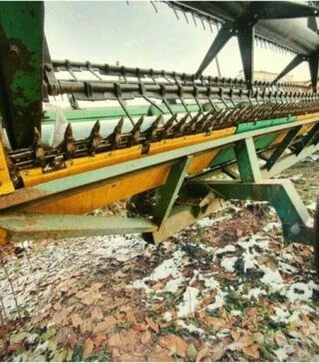 Жниварка зернова John Deere 925F, 2005 р., б/в