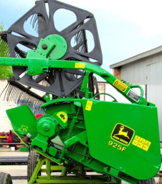 Жниварка зернова John Deere 925F, 1992 р.в., б/в