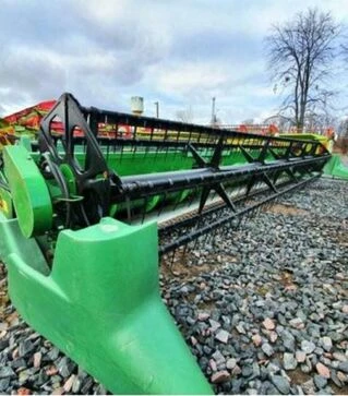 Жниварка зернова John Deere 925F, 2003 р.в., б/в