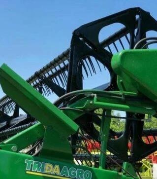 Жниварка зернова John Deere 925F, 2005 р, б/в
