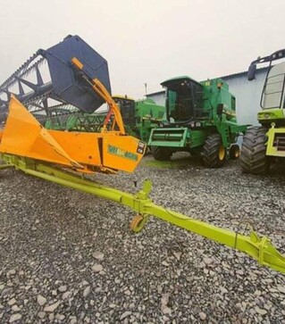 Жниварка зернова CAT F30, 2004 р., б/в
