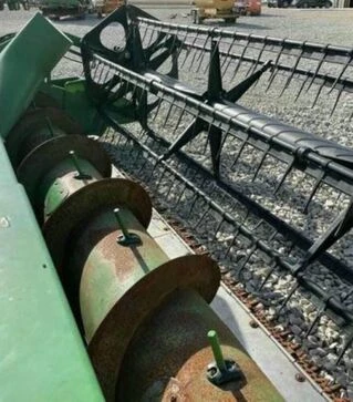 Жниварка зернова John Deere 630F Hydra Flex, 2004 р.в, б/в