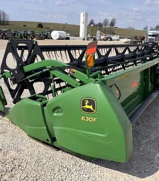 Жниварка зернова John Deere 630F, 2009 р.в, б/в