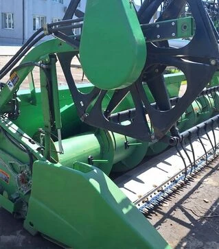 Жниварка зернова John Deere 630F, 2006 р.в, б/в