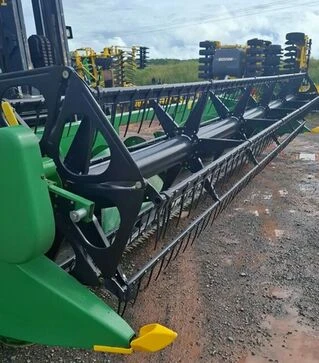 Жниварка зернова John Deere 625F, 2023 р.в, б/в