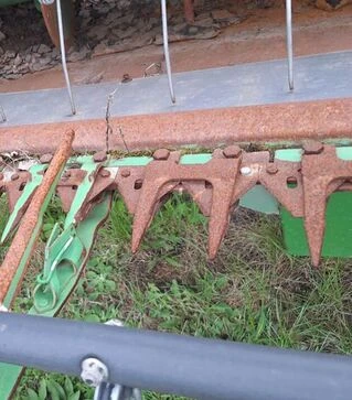 Жниварка зернова John Deere 630R, 2012 р.в, б/в