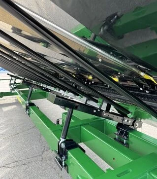 Жатка подсолнечная АГРО СПЕЦСЕРВИС САБЛЯ 12х70, адаптация John Deere
